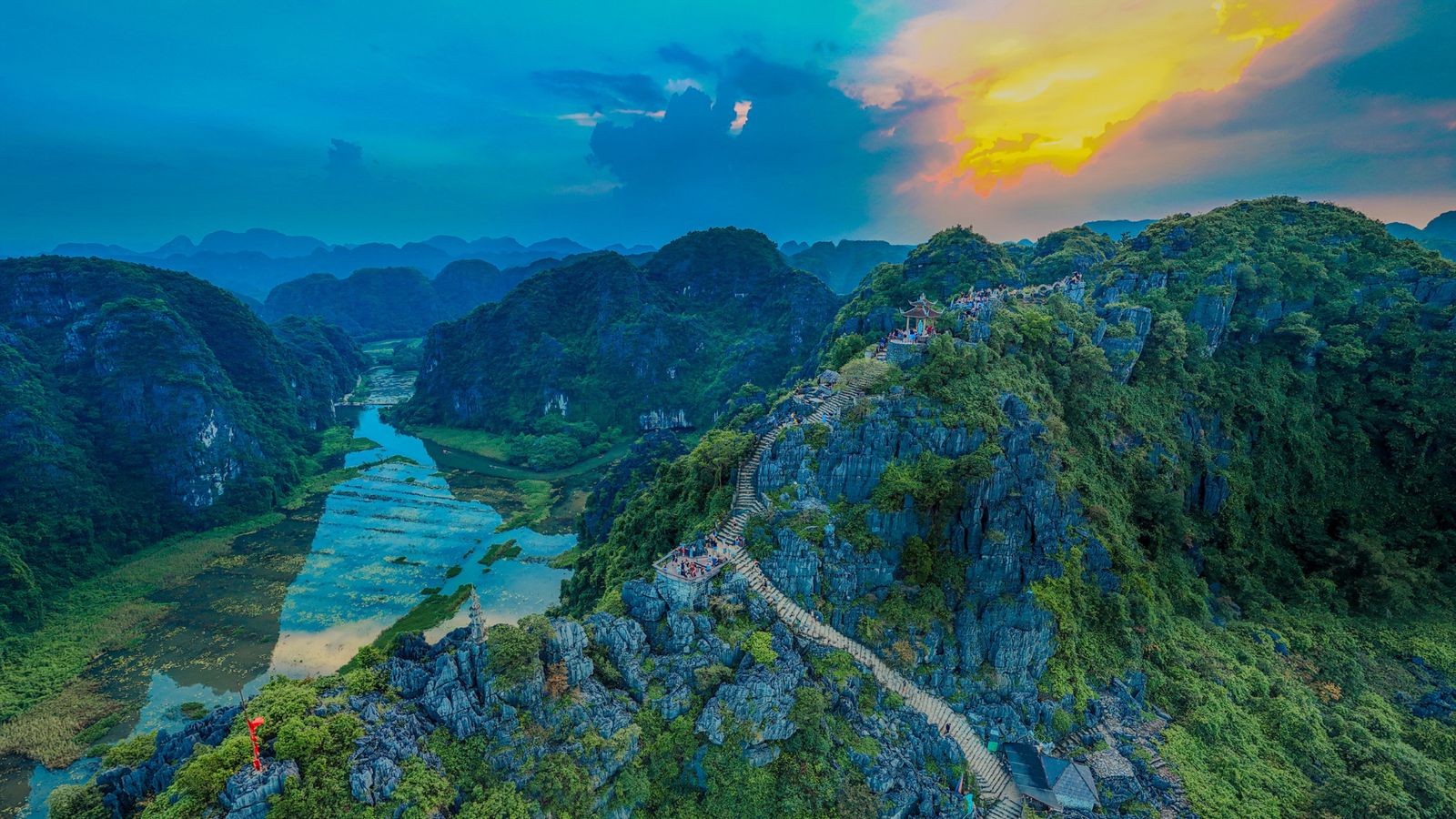 Explore Ninh Binh by E-Bike (3)